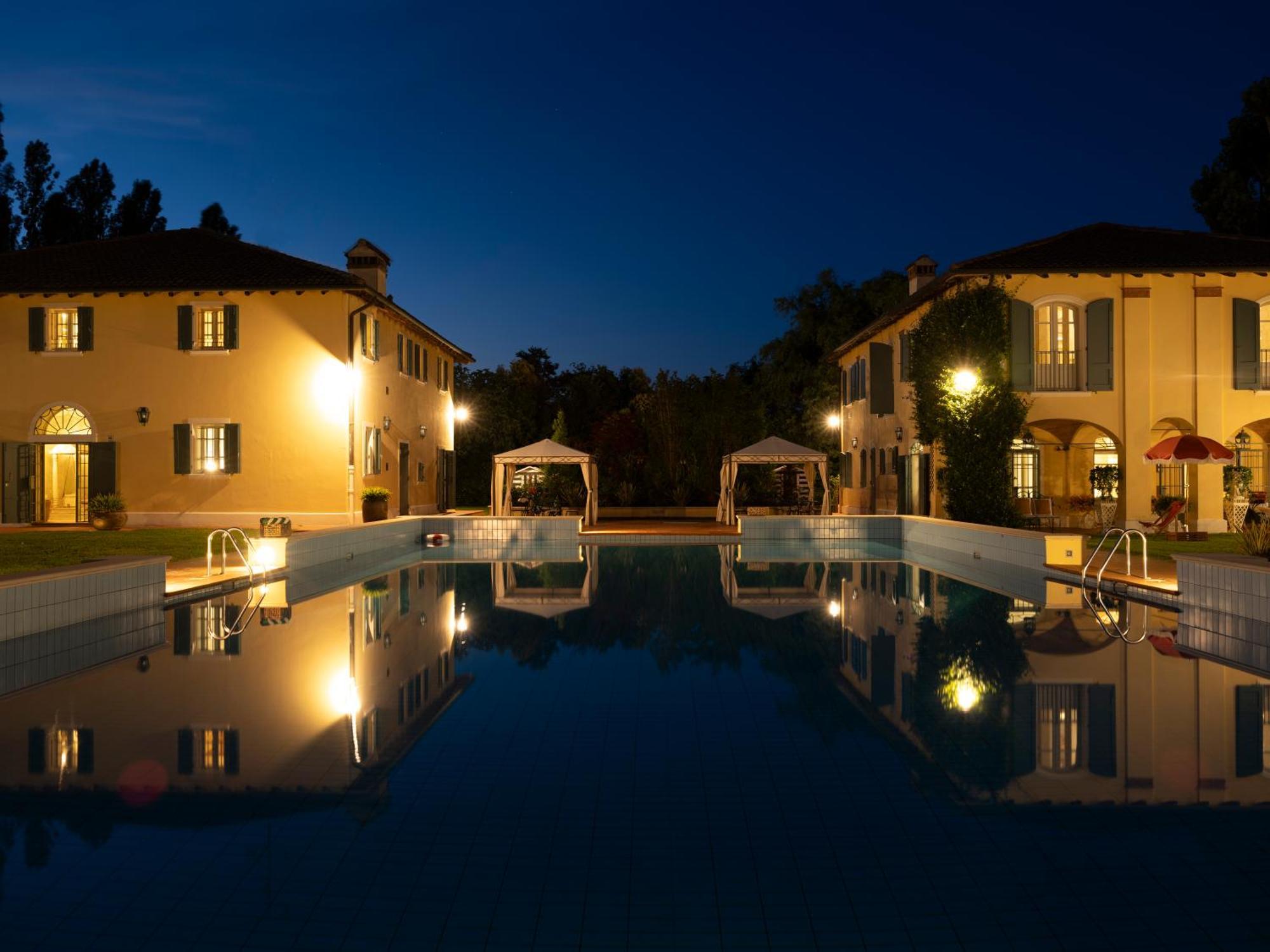 Elizabeth Country House, A Member Of Design Hotels ミネルビオ エクステリア 写真
